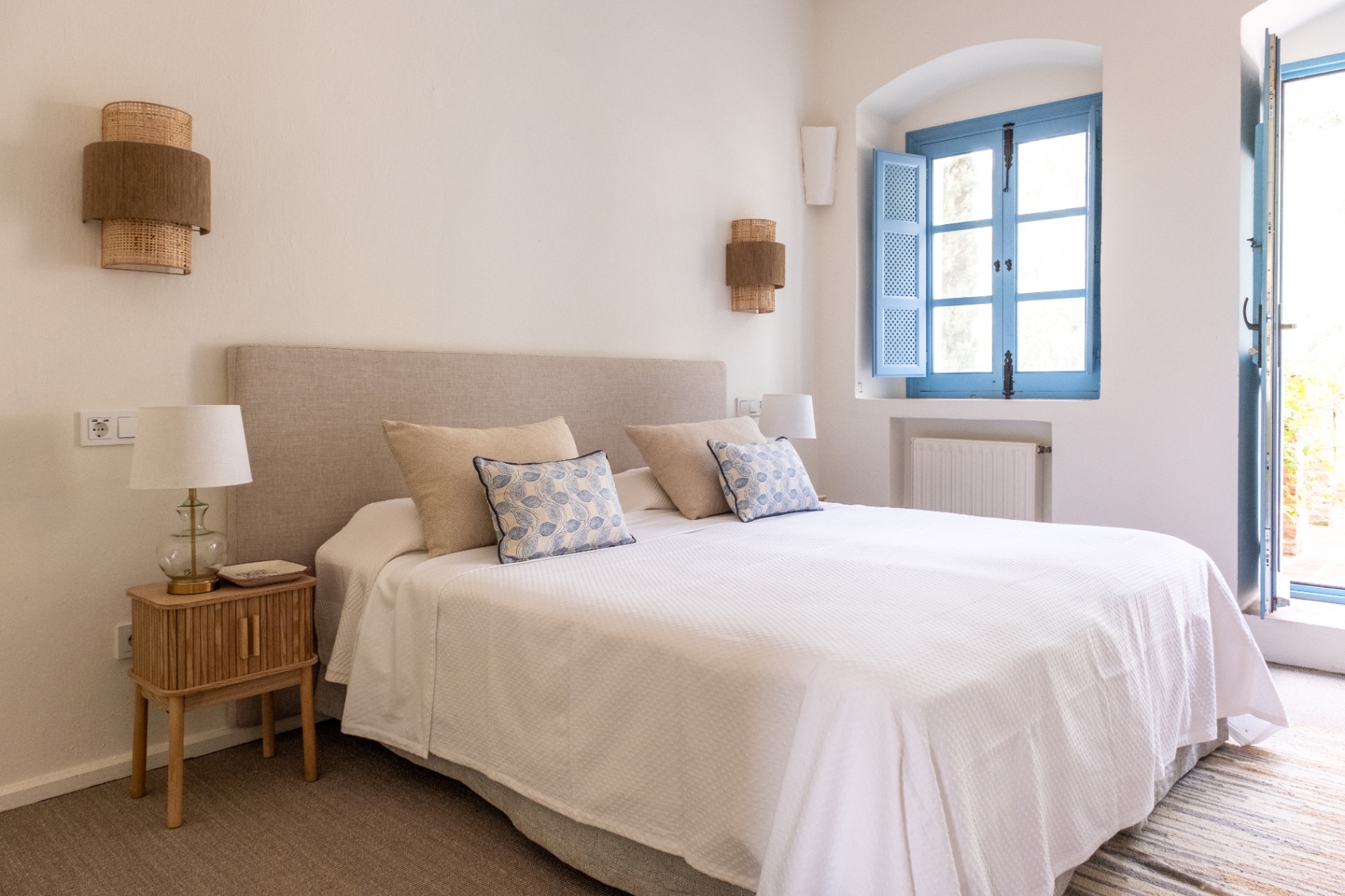 Corcho room