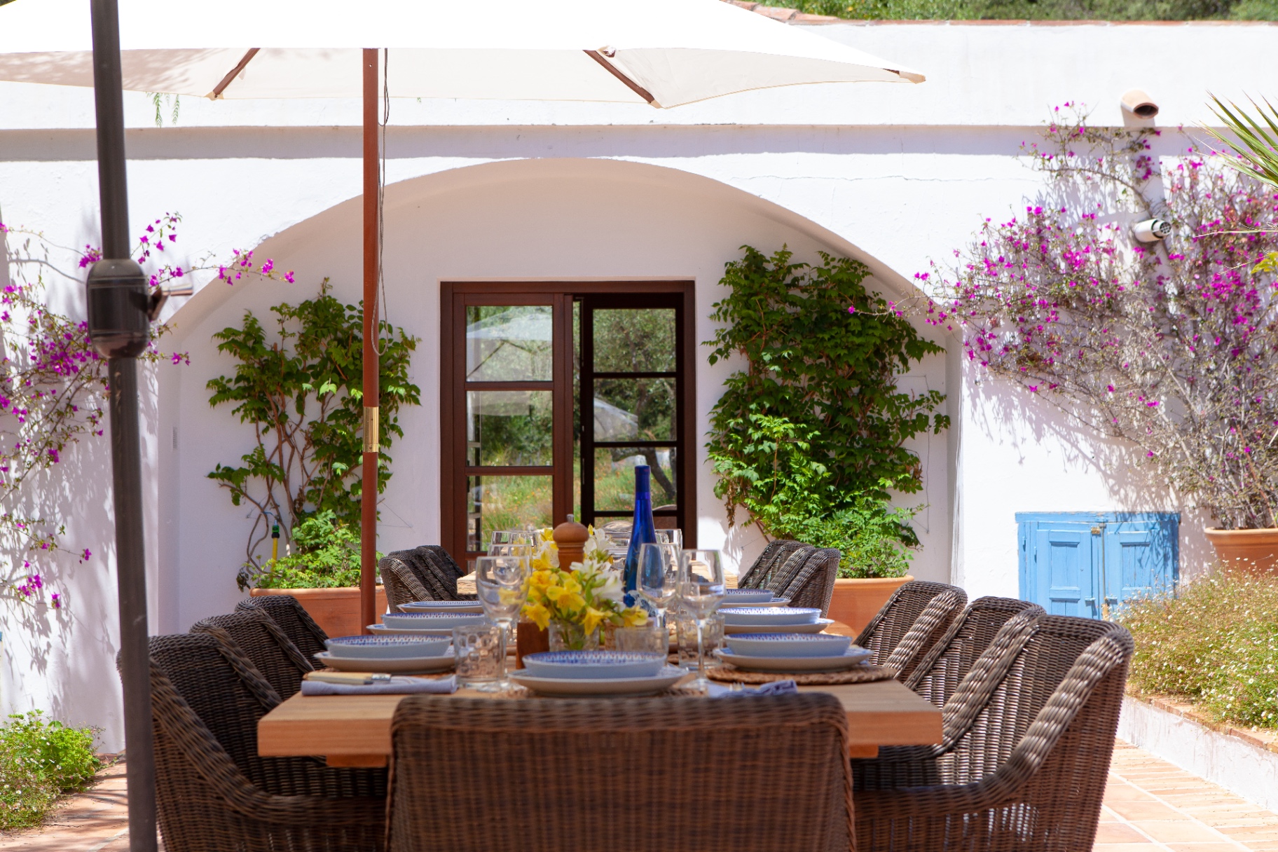 Dining courtyard at Finca Avedin
